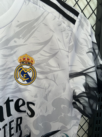 Real Madrid "Legendary" special kit