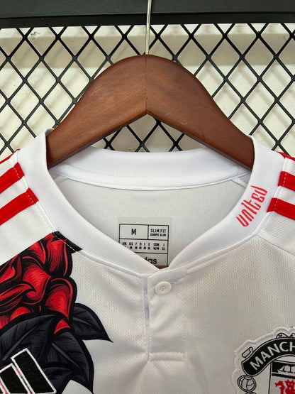 Manchester United “Old Trafford Bloom” Special Kit