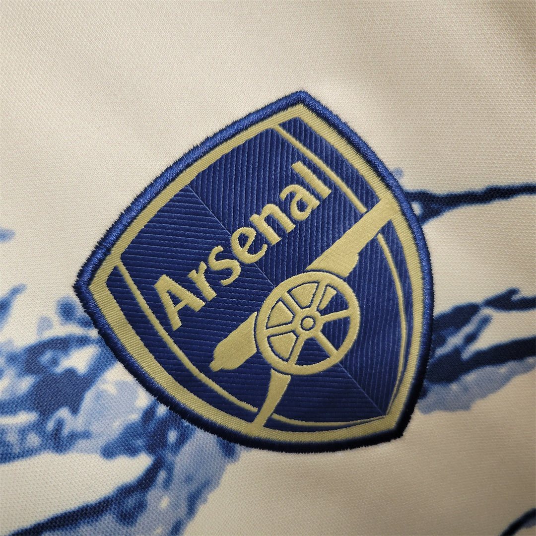 Arsenal “Aurora Waves” Special Kit
