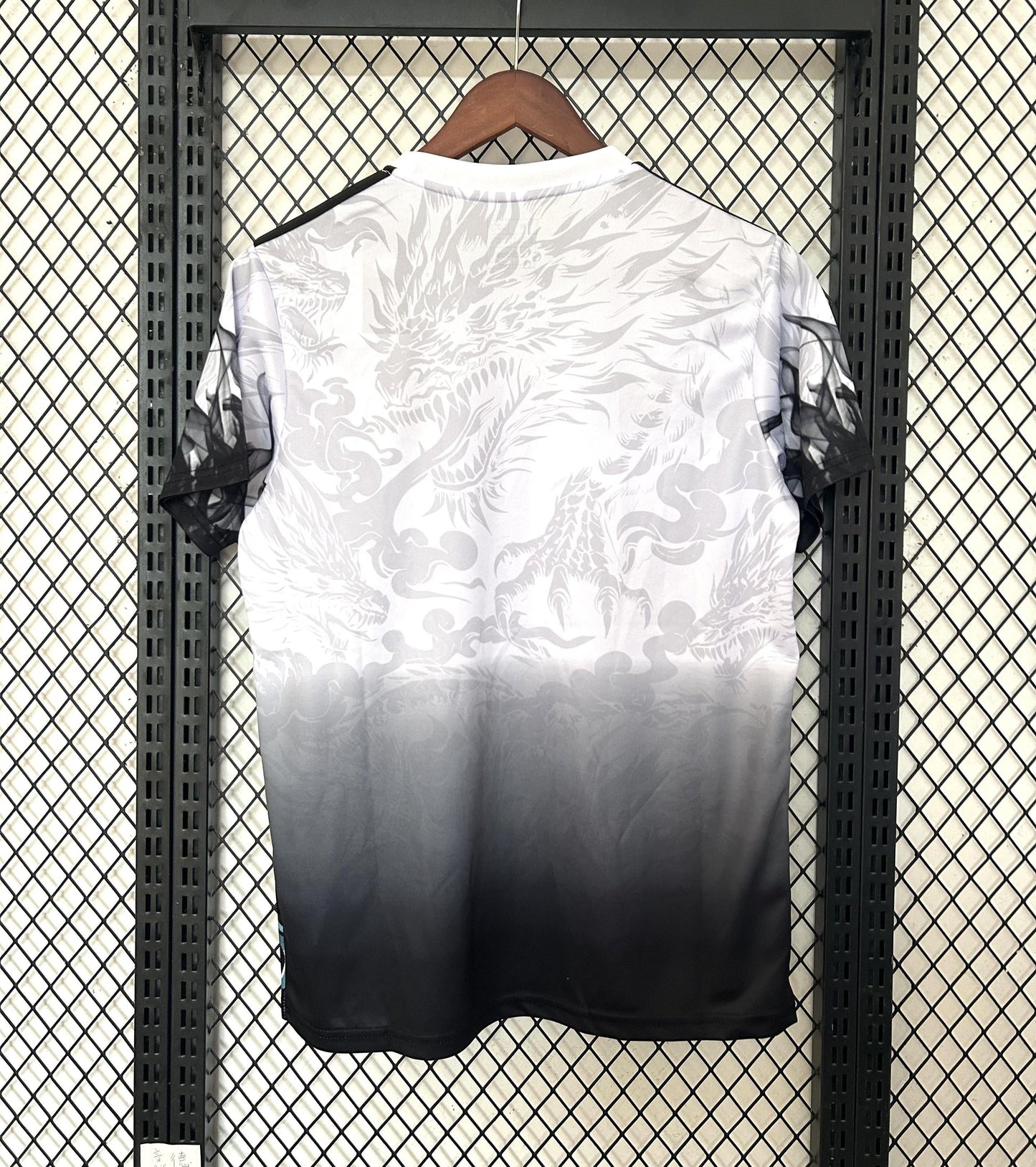 Real Madrid "Legendary" special kit