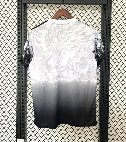 Real Madrid "Legendary" special kit